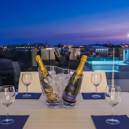 Lejlighed Correeira Luxury Residence T2 E - Albufeira, Pools, Wifi, Bbq, Beach *