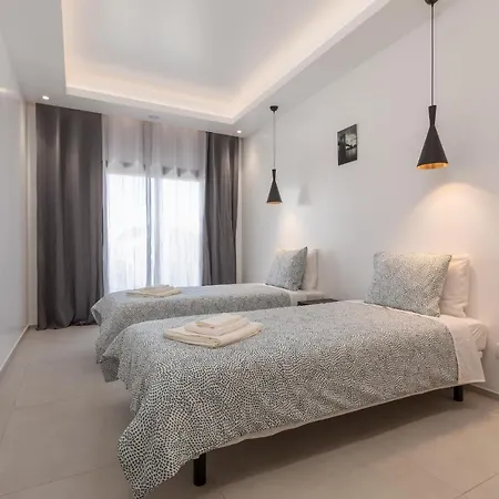 Correeira Luxury Residence T2 E - Albufeira, Pools, Wifi, Bbq, Beach * Albufeira