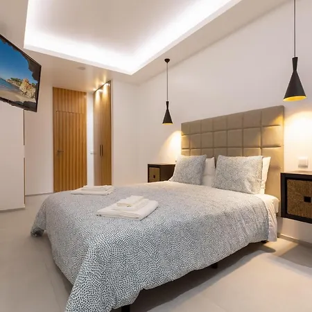 Correeira Luxury Residence T2 E - Albufeira, Pools, Wifi, Bbq, Beach Lejlighed *